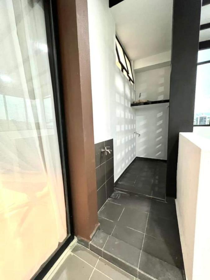 Faridz Homestay At Myra Saujana Kampong Simpang Empat Εξωτερικό φωτογραφία